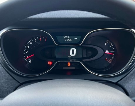 Renault Captur 0.9 Captur Iconic TCe 5dr 17