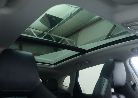 MG HS 1.5 MG HS Exclusive Semi-Auto 5dr 37