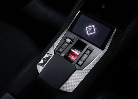 DS 4 1.6 DS4 Performance Line + PureTech SS A 5dr 33