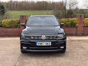 Volkswagen Tiguan 2.0 Tiguan R-Line TDI BlueMotion Technology 4Motion Semi-Auto 4WD 5dr 5
