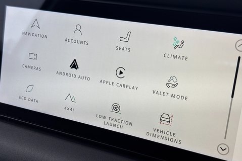 Land Rover Defender 90 D200 Hard Top MHEV 25