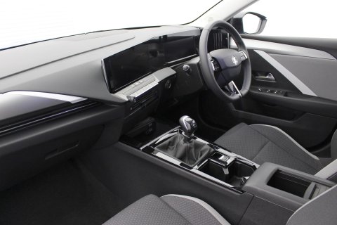 Vauxhall Astra Estate 5dr 1.2 Turbo Design Sports Tourer 9