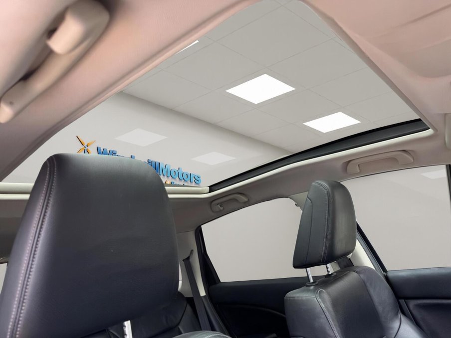 2012 Honda CR-V — image 3