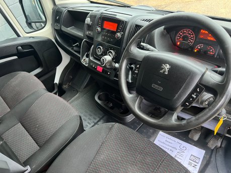 Peugeot Boxer 2.2 BlueHDi 335 Built for Business L2 Euro 6 (s/s) 2dr 8