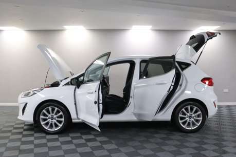 Ford Fiesta TITANIUM 20