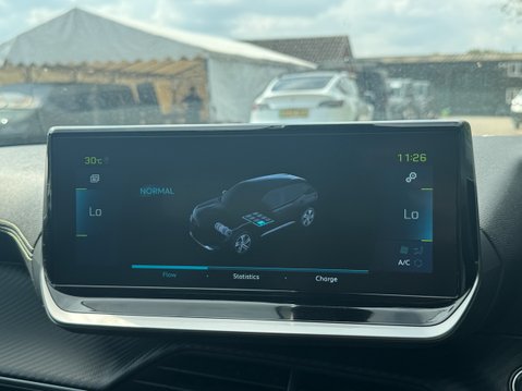 Peugeot 2008 50kWh GT SUV 5dr Electric Auto (7kW Charger) (136 ps) 28