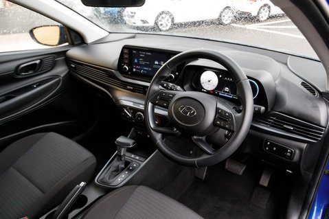 Hyundai i20 T-GDI SE CONNECT MHEV 4