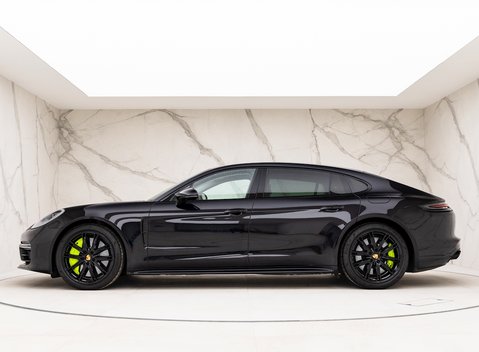 Porsche Panamera Turbo S E-Hybrid Executive 2