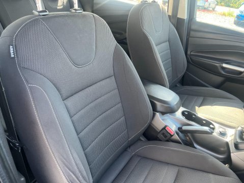 Ford Kuga 2.0 TDCi Zetec AWD Euro 6 (s/s) 5dr 31