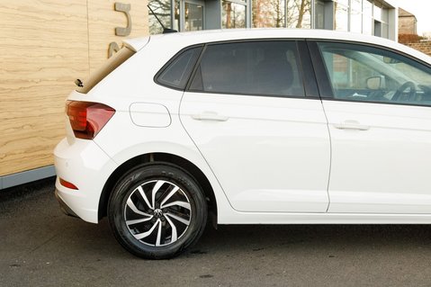 Volkswagen Polo LIFE TSI 7
