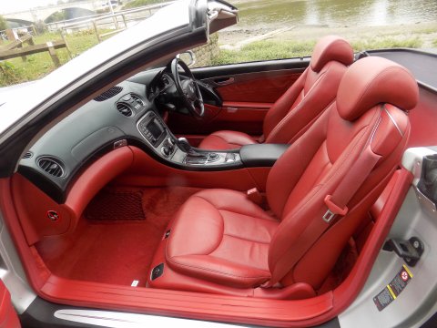 Mercedes-Benz SL Series SL500 17