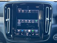 Volvo XC40 RECHARGE T5 R-DESIGN 24