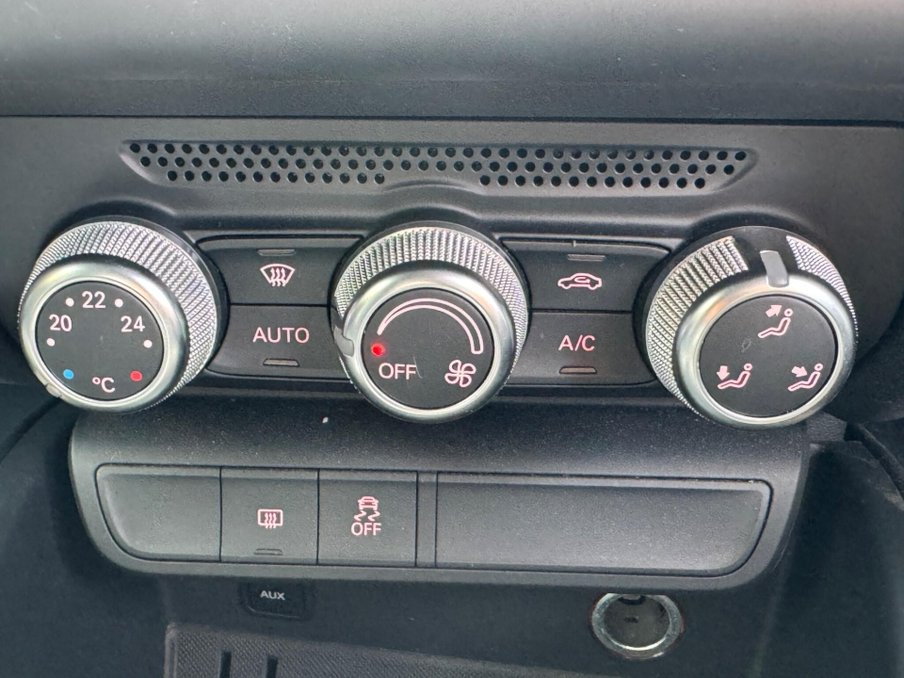2014 Audi A1 — image 12