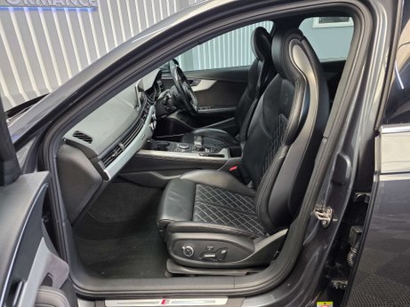 Audi S4 3.0 TFSI V6 Saloon 4dr Petrol Tiptronic quattro Euro 6 (s/s) (354 ps) 19