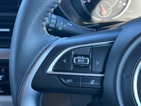 Suzuki Swift ULTRA 29