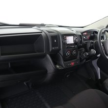 New Peugeot Boxer Van 3