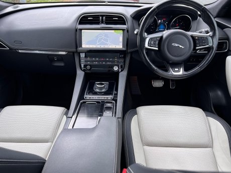 Jaguar F-Pace 2.0 D180 R-Sport Auto AWD Euro 6 (s/s) 5dr 24