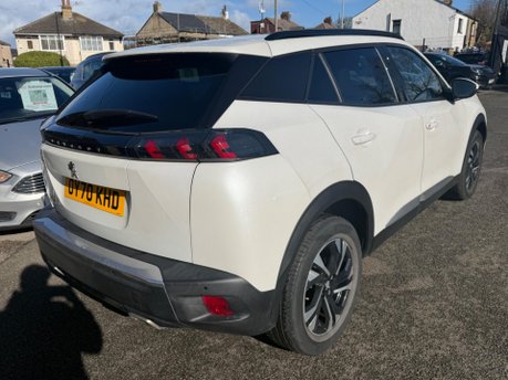 Peugeot 2008 PURETECH S/S ALLURE PREMIUM 9