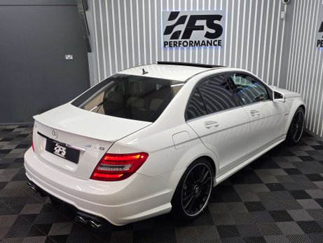 Mercedes-Benz C Class 6.3 C63 V8 AMG Saloon 4dr Petrol SpdS MCT Euro 5 (457 ps) 43