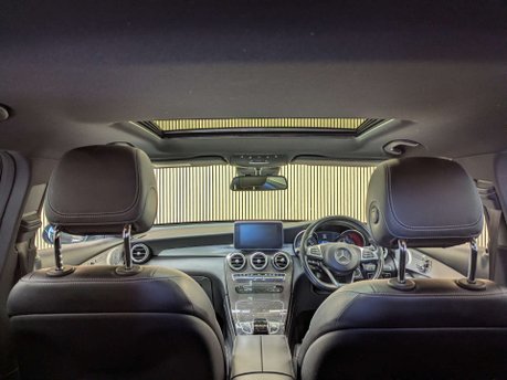 Mercedes-Benz GLC 2.1 GLC 220 D 4Matic AMG Line Premium+ Auto 4WD 5dr 25