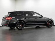 Audi A4 2.0 TFSI 40 Black Edition Estate 5dr Petrol S Tronic Euro 6 (s/s) (204 ps) 25