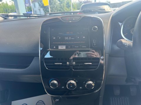 Renault Clio 0.9 TCe Dynamique MediaNav Euro 5 (s/s) 5dr 21