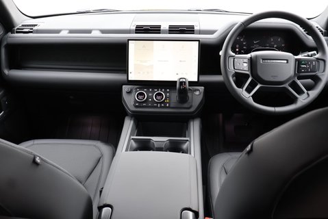 Land Rover Defender 110 D250 HARD TOP X-DYNAMIC  REAR SEAT CONVERSION SEEKER STYLED  15