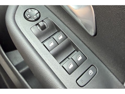 Vauxhall Mokka 1.2 Turbo 136 Griffin 5dr 31