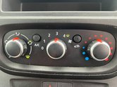 Renault Trafic LWB L2H1 Low Roof Business LL30 Air Con Sensors EURO 6 NO VAT 32