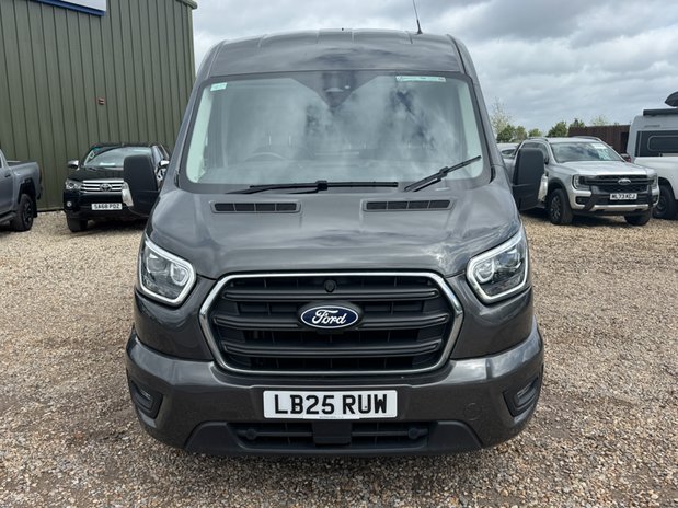 Ford Transit LWB L3H2 Med Roof Limited 350 Air Con Alloys Camera Nav Sensors EURO 6 4