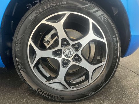 MG MG3 1.5 MG3 Trophy HEV Auto 5dr 11
