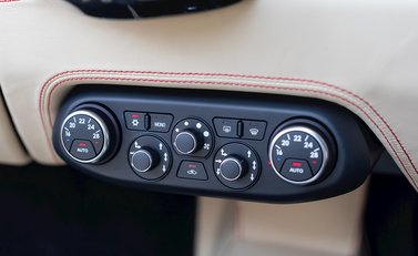 Ferrari 458 Spider 19