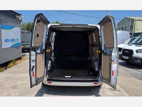 Ford Transit Custom LIMITED 00 L2 H1 LWB 2.0 TDCI 130ps EU6 21