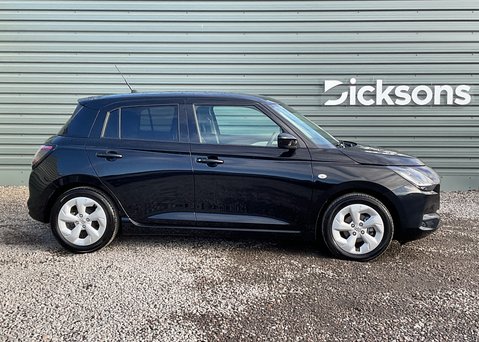 Suzuki Swift MOTION 8