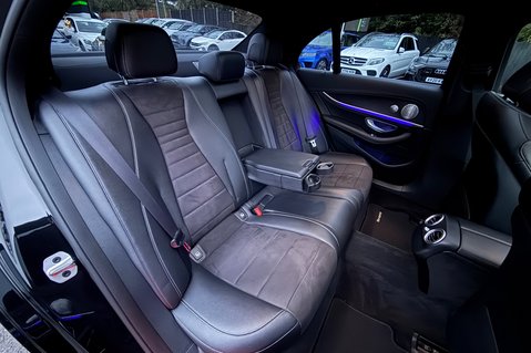 Mercedes-Benz E Class E 400 D 4MATIC AMG LINE PREMIUM PLUS - RARE -20 INCH ALLOYS -PAN ROOF  38