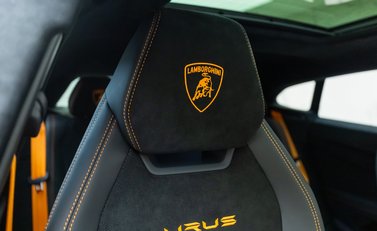Lamborghini Urus Performante 13