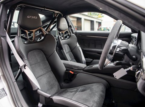 Porsche 911 (991) GT3 RS 12