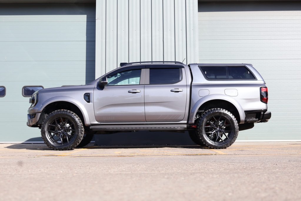 Ford Ranger 2025 WILDTRAK ECOBOOST MHEV HYBRID LIFTED WITH FULL SKR BODY KIT  5