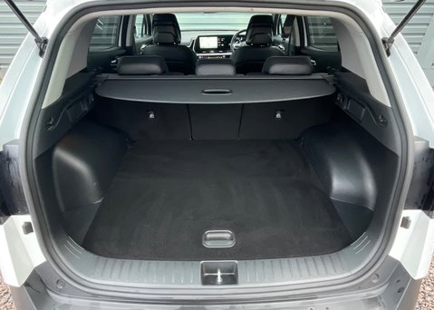 Kia Sportage 1.6T GDi HEV 3 19