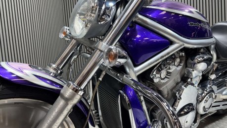 Harley-Davidson V-Rod 1130 2006 24K LONG MOT STUNNING CRUISER CUSTOM BIKE 28