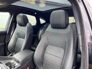 Jaguar E-Pace 2.0 D180 R-Dynamic HSE Auto AWD Euro 6 (s/s) 5dr 37