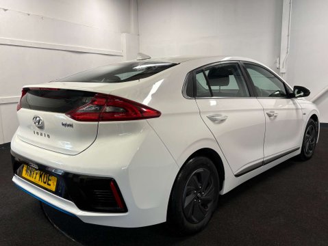 Hyundai IONIQ 1.6 IONIQ Premium FHEV Semi-Auto 5dr 6