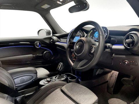 Mini Hatch Cooper SE 32.6kWh Level 2 Hatchback 3dr Electric Auto (184 ps) Start Stop 12