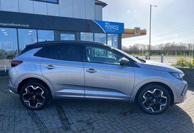 Vauxhall Grandland 1.5 Turbo D Ultimate Auto 6