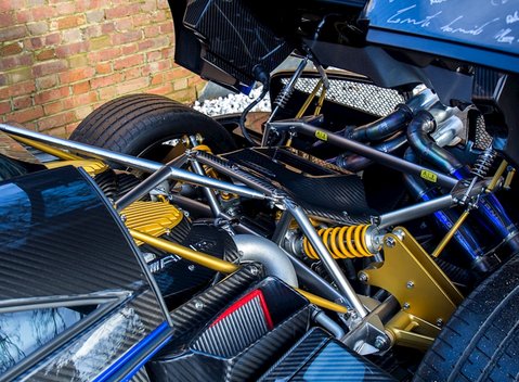 Pagani Huayra 41
