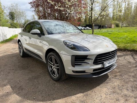 Porsche Macan PDK 1