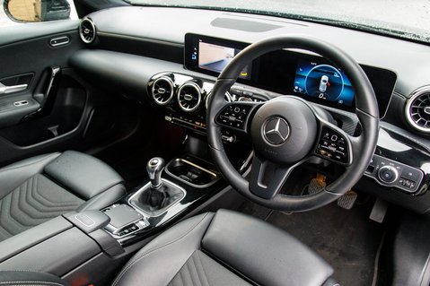 Mercedes-Benz A Class A 180 SE EXECUTIVE 4