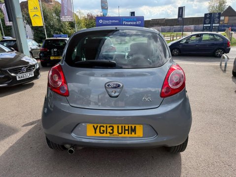 Ford Ka 1.2 Zetec Euro 5 (s/s) 3dr 11