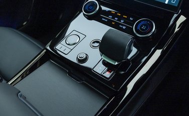 Land Rover Range Rover Sport D300 Autobiography 19