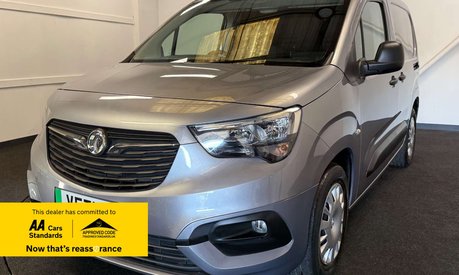 Vauxhall Combo Combo-e 2300 Sportive